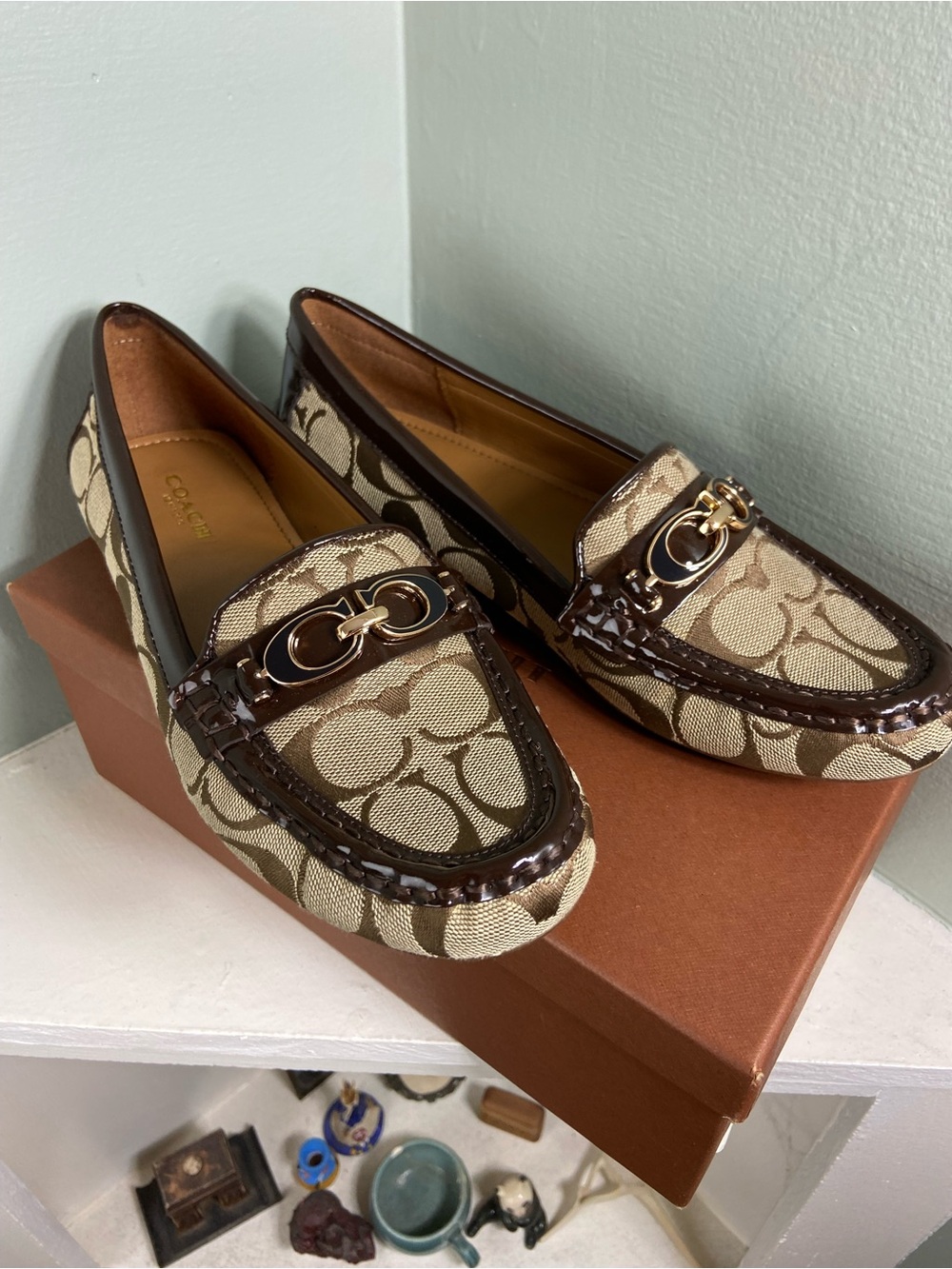 Coach Fortuna Signature Jacquard Canvas Loafers Khaki Chestnut Patent Trim Sz 7